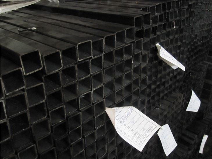 أنبوب وأنابيب مربعة سوداء من الصلب المعتدل